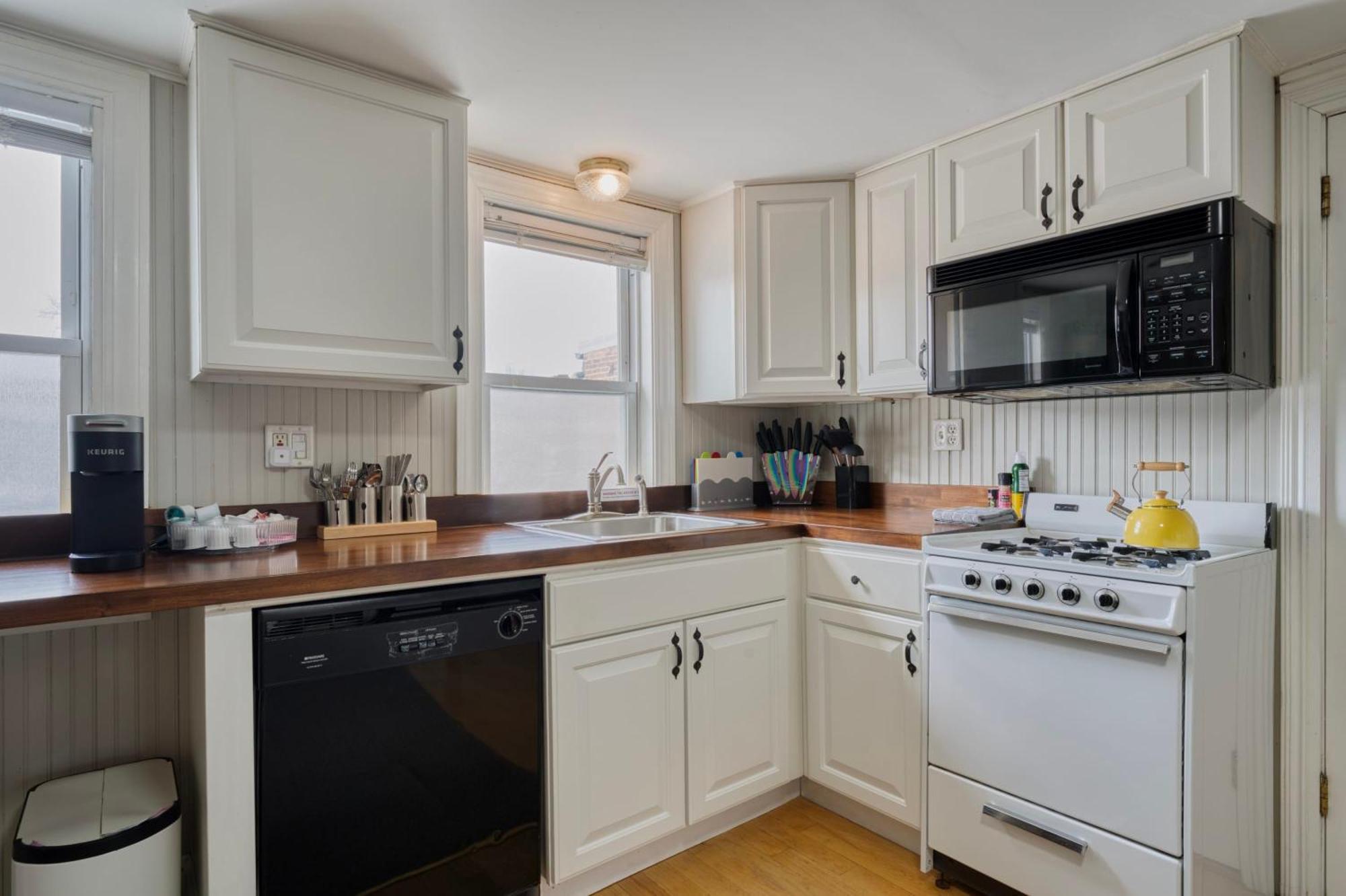 Top-Floor 1Br In Historic Capitol Hill Вашингтон Екстер'єр фото